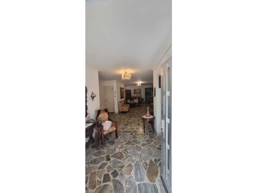 VENTA DE CASA LAURELES, MEDELLIN — foto 5