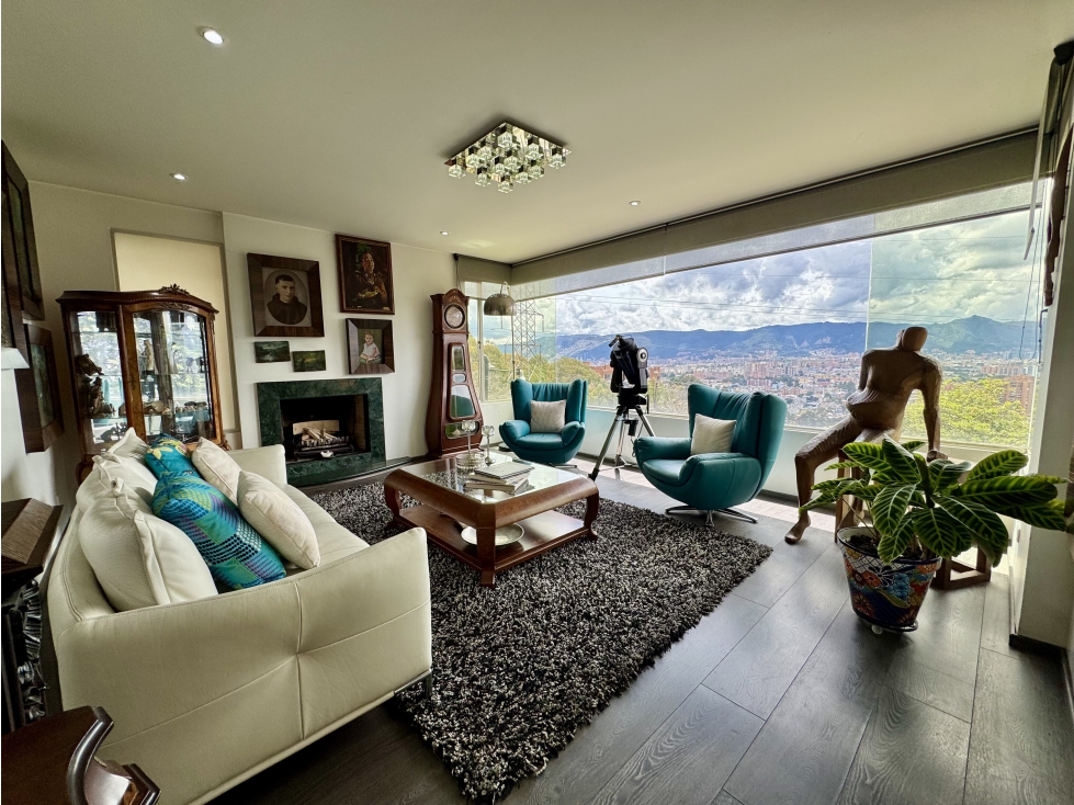 Venta Casa de Lujo en Conjunto Residencial Monticello