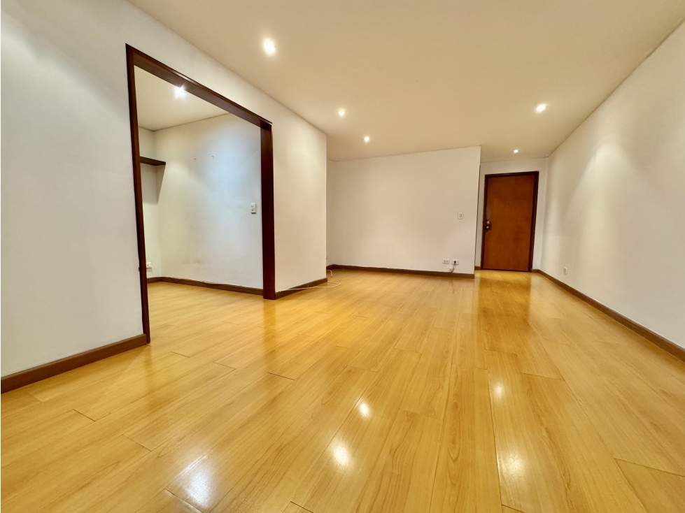 APARTAESTUDIO EN CHICO NAVARRA — foto 6