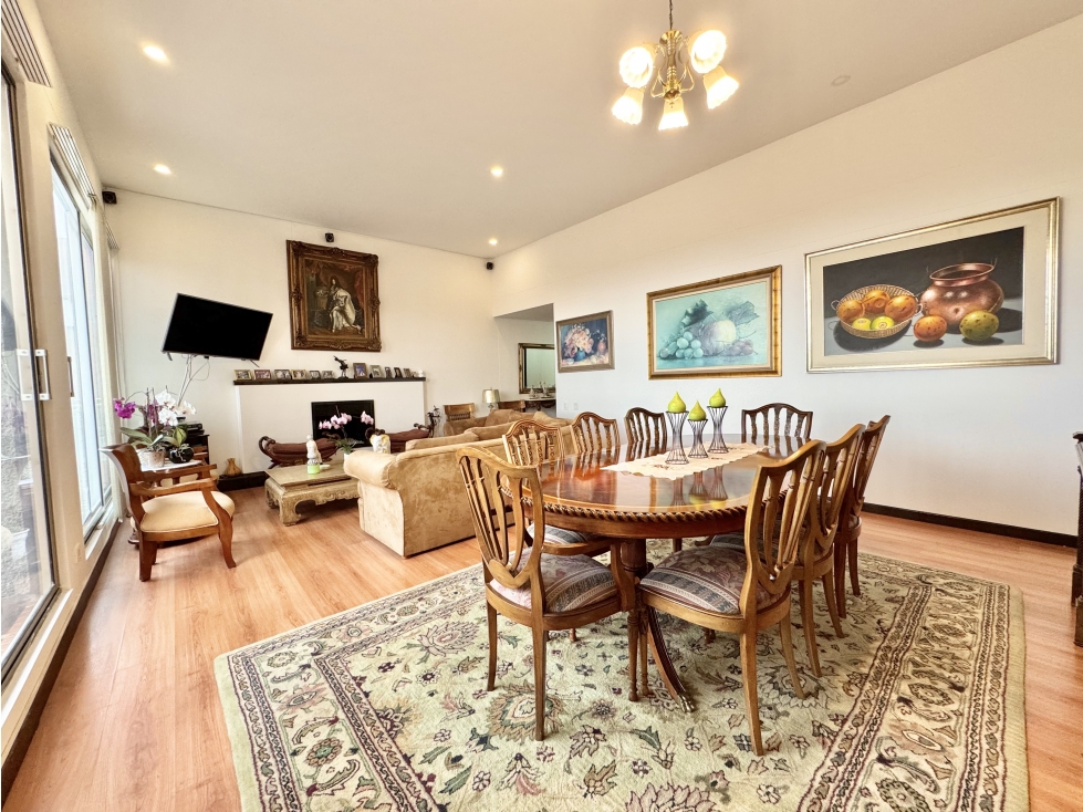 Se vende apartamento en Colina Gratamira