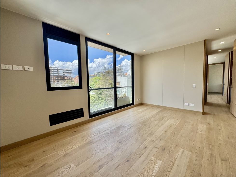 MODERNO APARTAMENTO EN CHICO-CABRERA