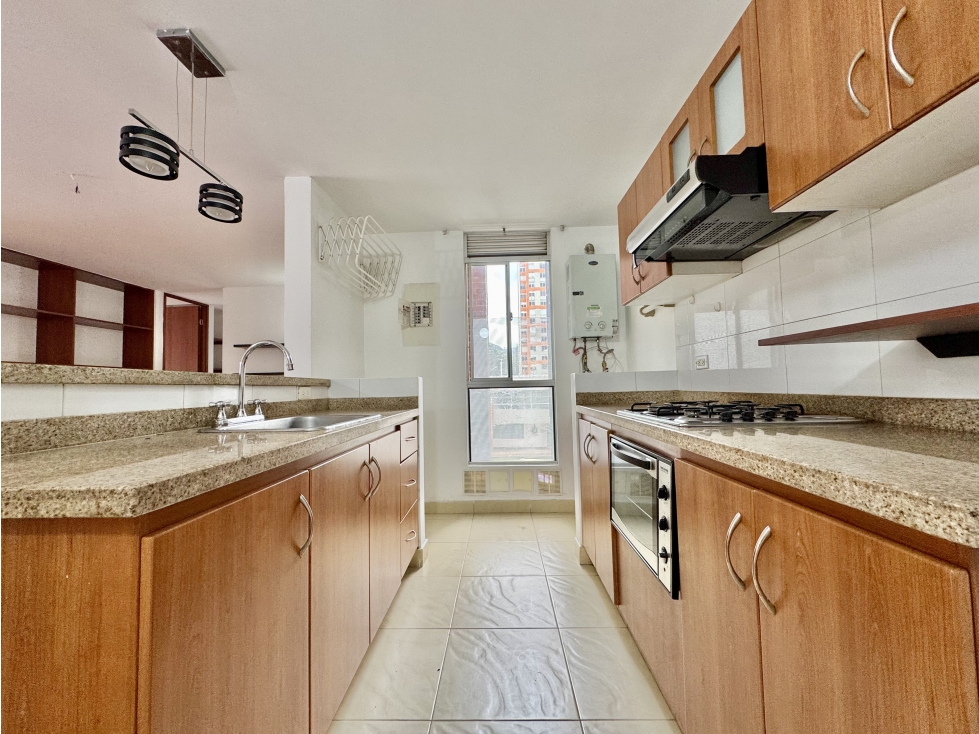 APARTAMENTO 3 HABITACIONES EN ALAMEDA 170 — foto 3