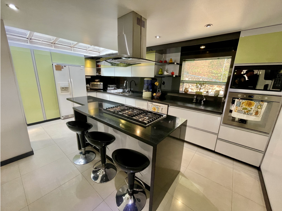 ESPECTACULAR CASA EN ALTOS DE GRATAMIRA — foto 3