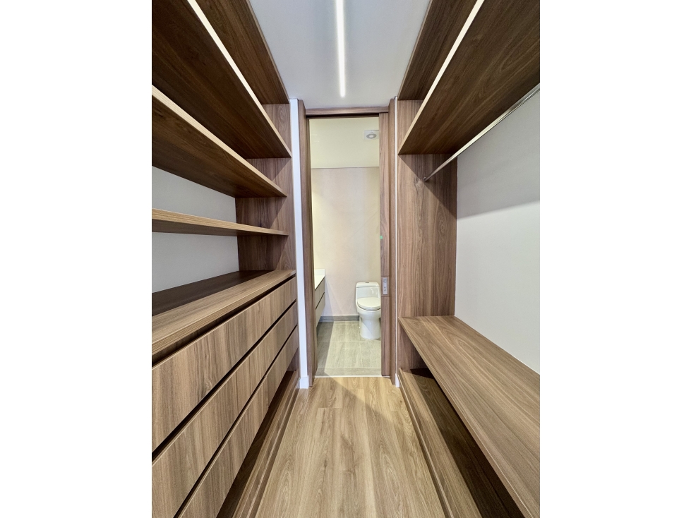 Hermoso Apartamento con balcón — foto 4