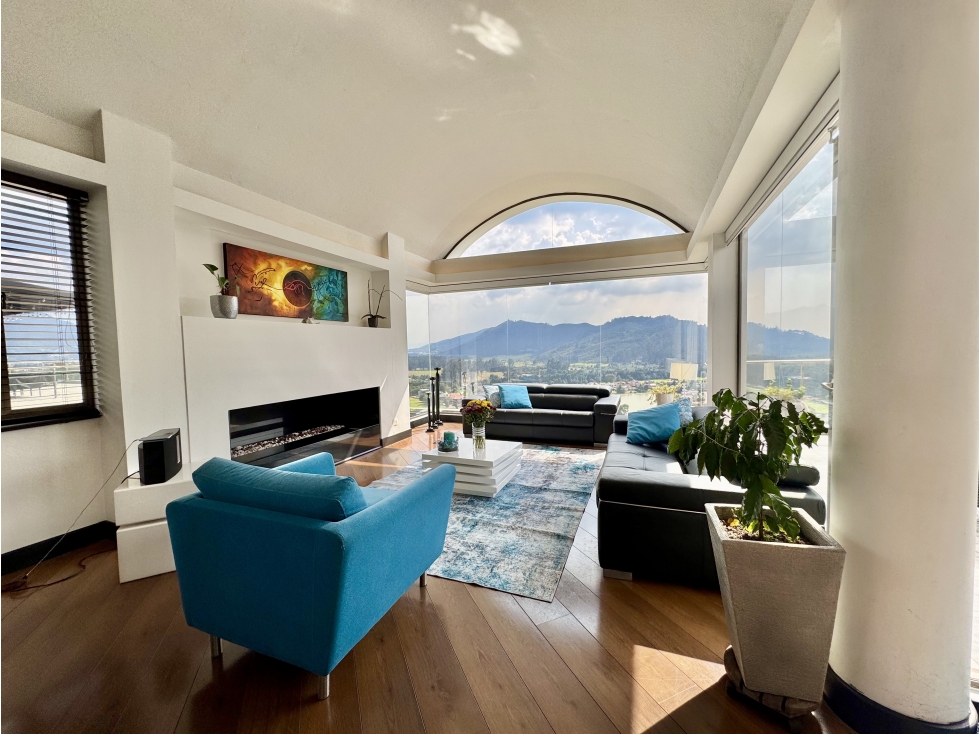 CASA CON VISTA DE LUJO EN APOSENTOS