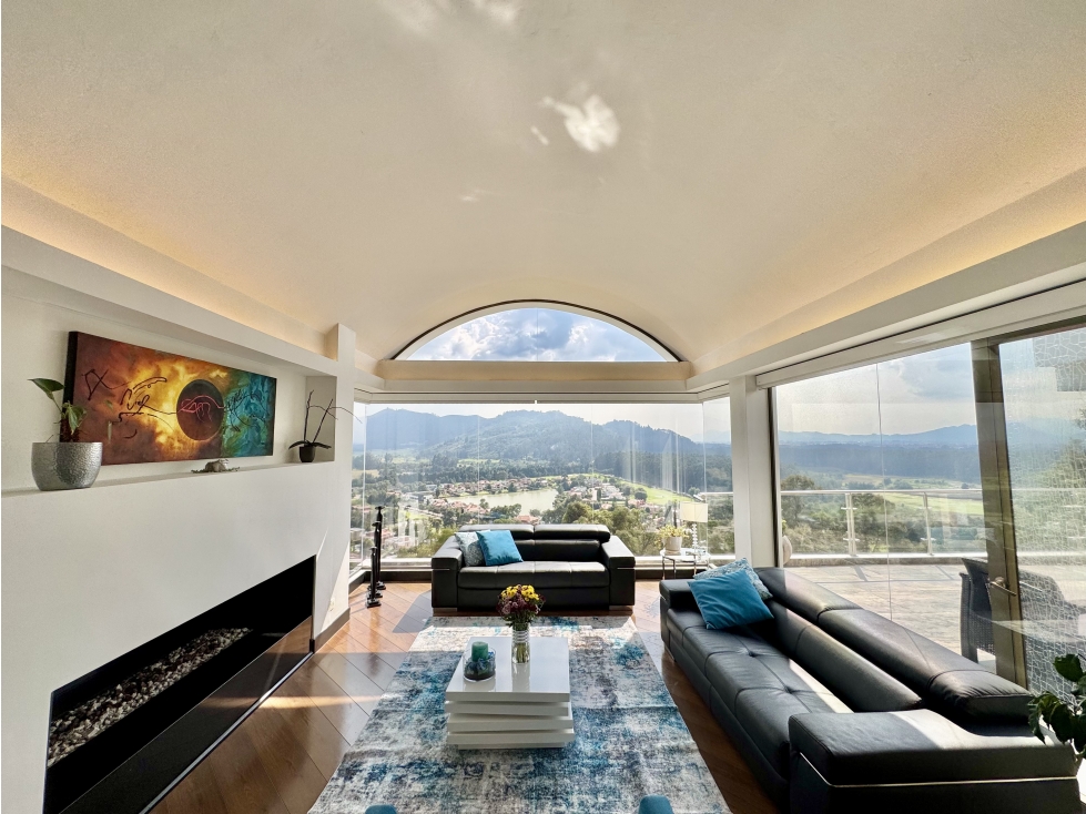 CASA CON VISTA DE LUJO EN APOSENTOS — foto 2