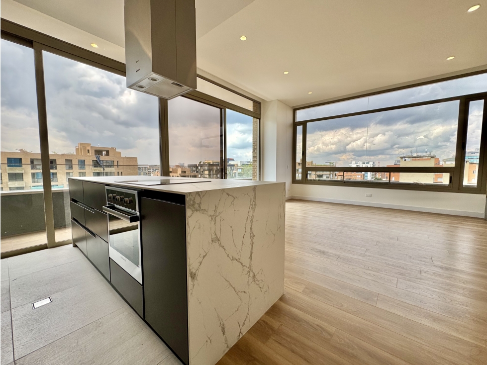 Moderno y amplio Apartamento con vista exterior y balcón — foto 6