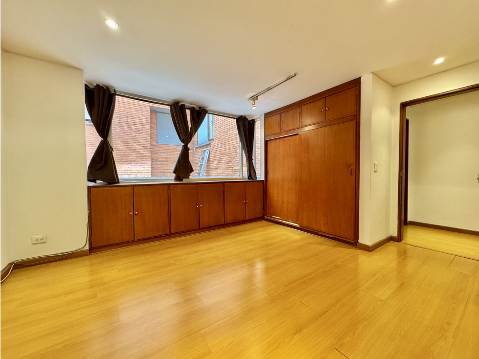 APARTAESTUDIO EN CHICO NAVARRA — foto 2