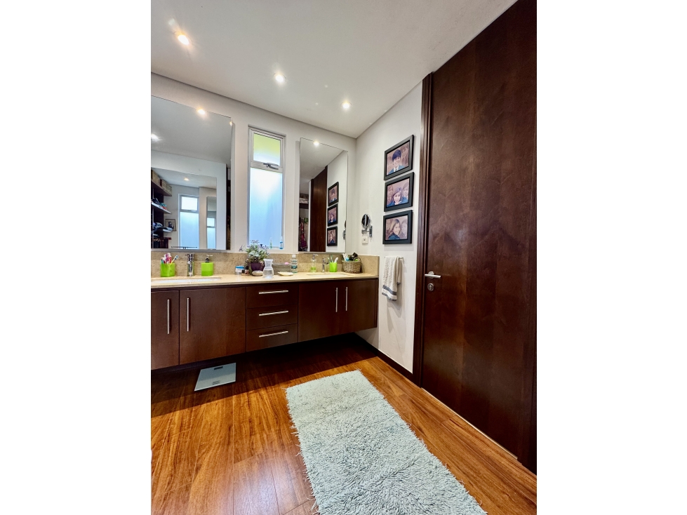 Hermosa casa Km7 Vía la calera