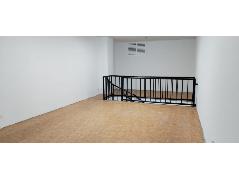 Vendo Oficina de 60 M2 en C.C. METROPOLIS — foto 5