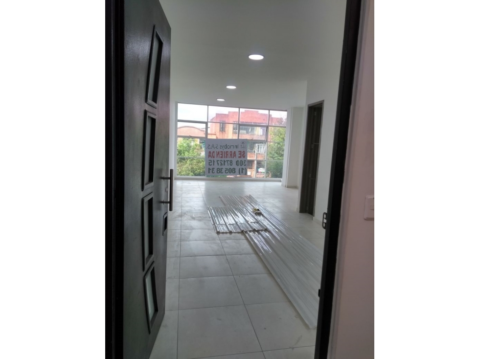 Se arrienda oficina de 60 m2 Galerias — foto 4