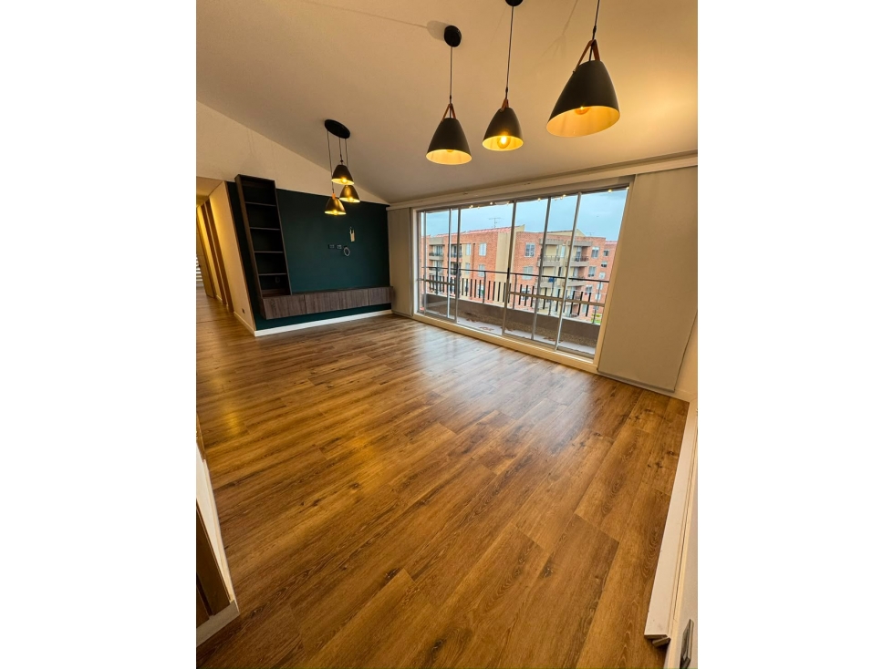 SE VENDE APARTAMENTO EN EL CONJUNTO RESIDENCIAL EL SOLAR EN MADRID