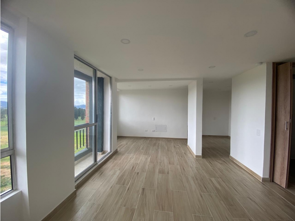 SE ARRIENDA APARTAMENTO EN EL CONJUNTO VERDE OLIVA EN MADRID — foto 2
