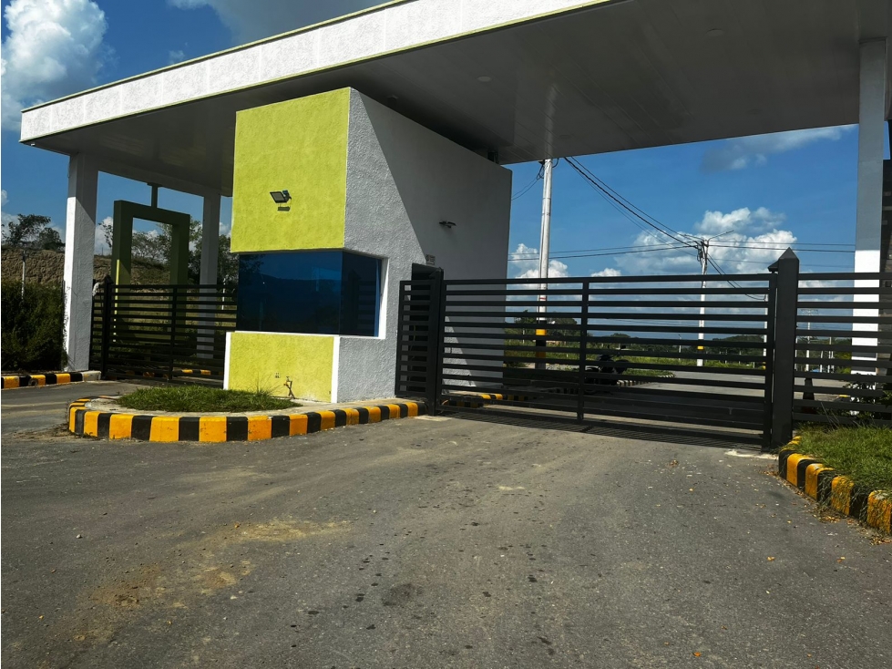 LOTE EN VENTA EN EL CONDOMINIO CAMPESTRE OLIMPO II CARMEN DE APICALA - 1