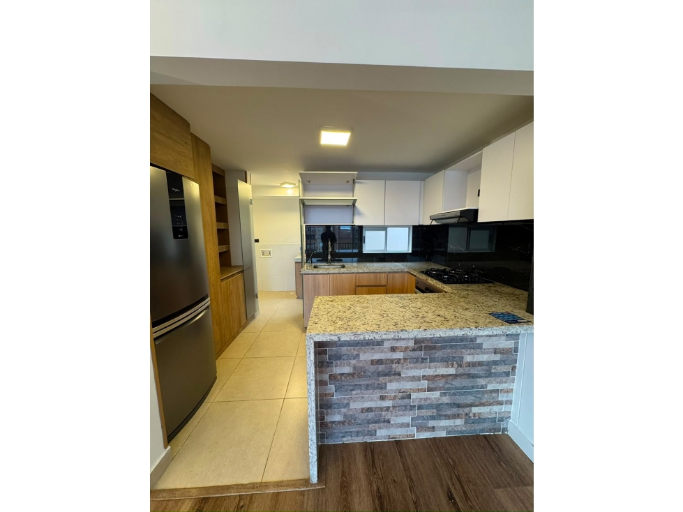 SE VENDE APARTAMENTO EN EL CONJUNTO RESIDENCIAL EL SOLAR EN MADRID — foto 5