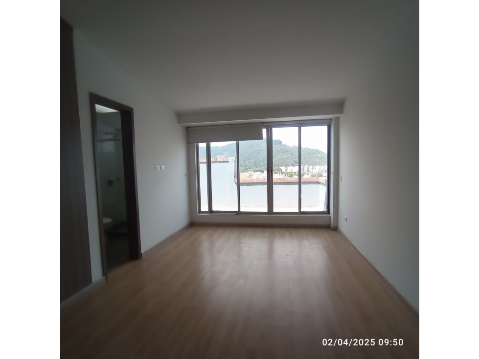 SE VENDE APARTAMENTO DUPLEX EDIFICIO SAN SEBASTIAN EN MADRID — foto 5