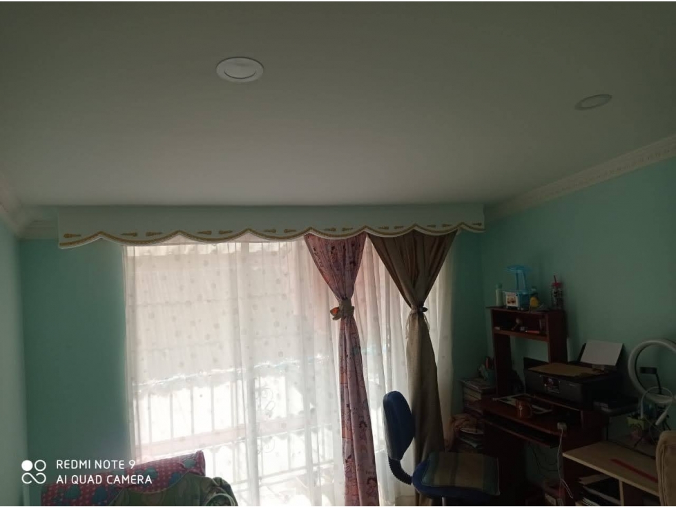 SE VENDE CASA DE TRES PISOS EN LA ARBOLEDA EN MOSQUERA - 6