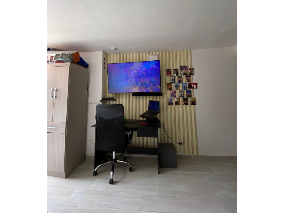 SE VENDE APARTA ESTUDIO EN UN AMBIENTE EN CENTENARI EN PALOQUEMAO — foto 2