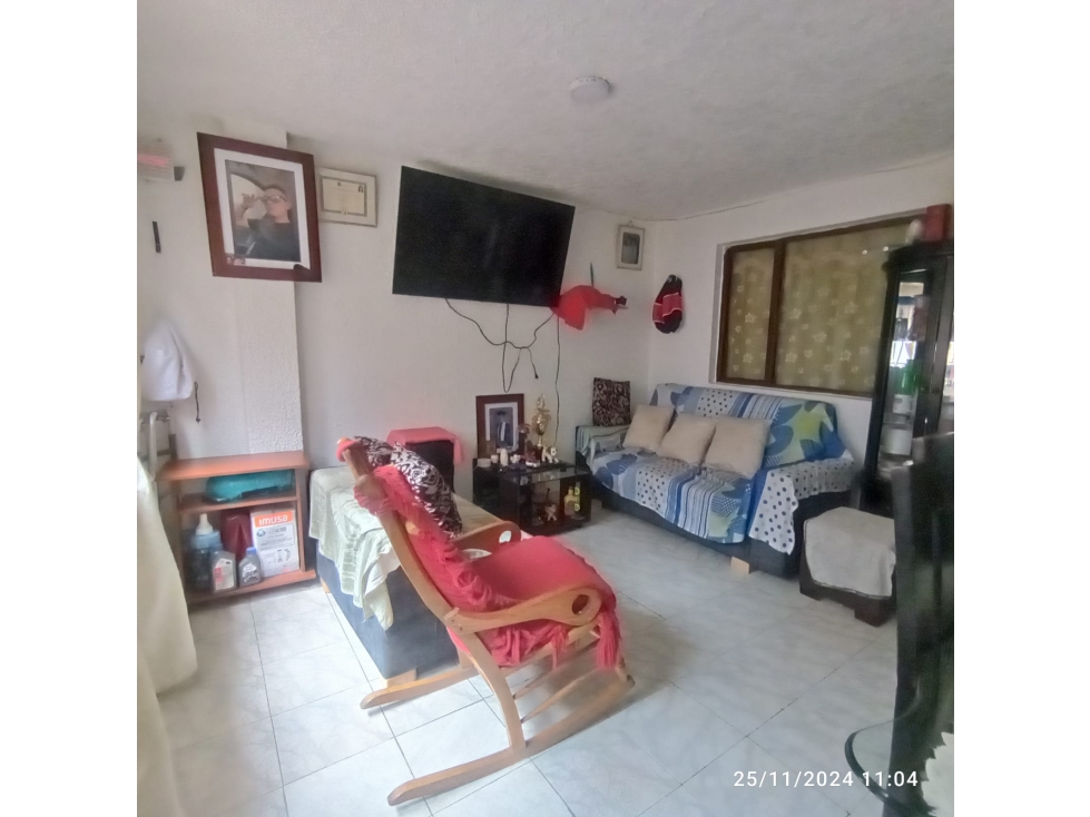 SE VENDE CASA RENTABLE EN EL BARRIO KASANDRA UBICADA EN FONTIBON — foto 5