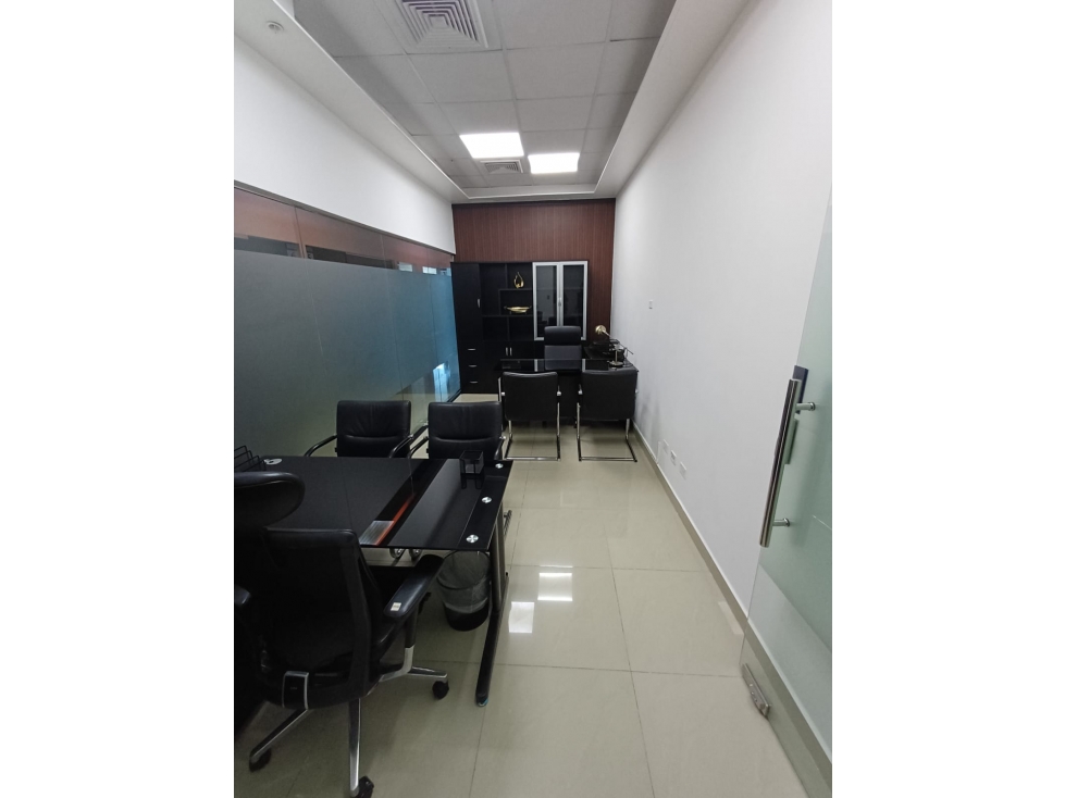 D1 - OFICINA PRIVADA