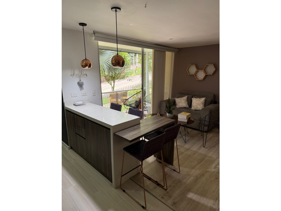 VENTA APARTAMENTO EN EL POBLADO, ED PUENTE MADERO, MEDELLIN — foto 2