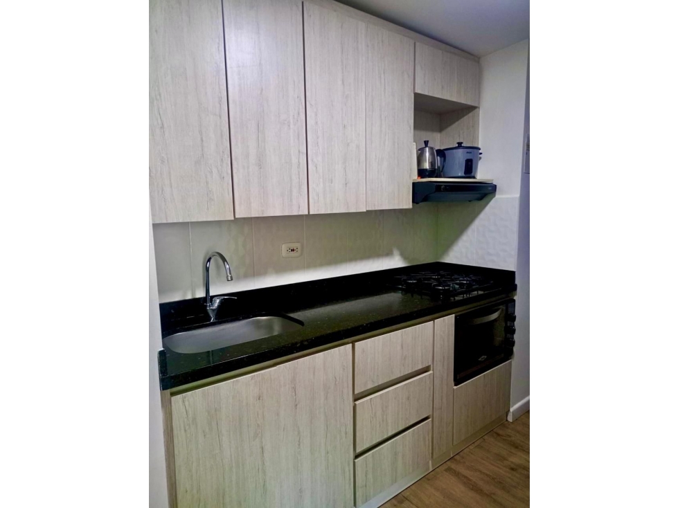 APARTAMENTO EN SABANETA, URB ALTOS DE VALPARAISO, PRADOS DE SABANETA — foto 3