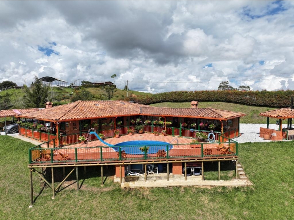 VENTA FINCA EN EL PEÑOL, VEREDA EL SALTO - 1