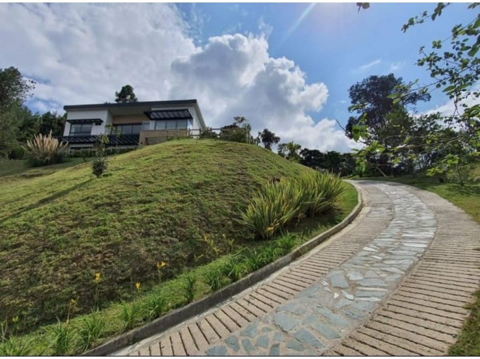 VENTA CASA CAMPESTRE EN ENVIGADO, EL ESCOBERO — foto 2