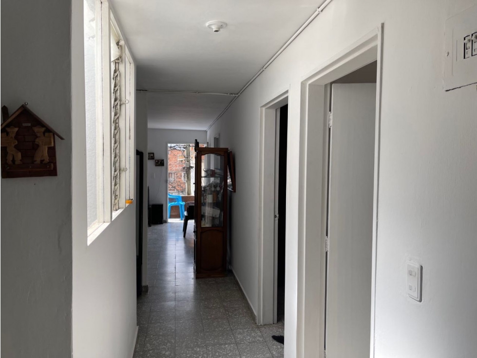 VENTA APARTAMENTO PISO 2 ESQUINERO + TERRAZA EN ITAGUI, LA UNION - 2