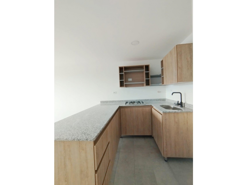 VENTA APARTAMENTO DUPLEX SANTA MARIA, ITAGUI, CENTRO DE LA MODA — foto 2