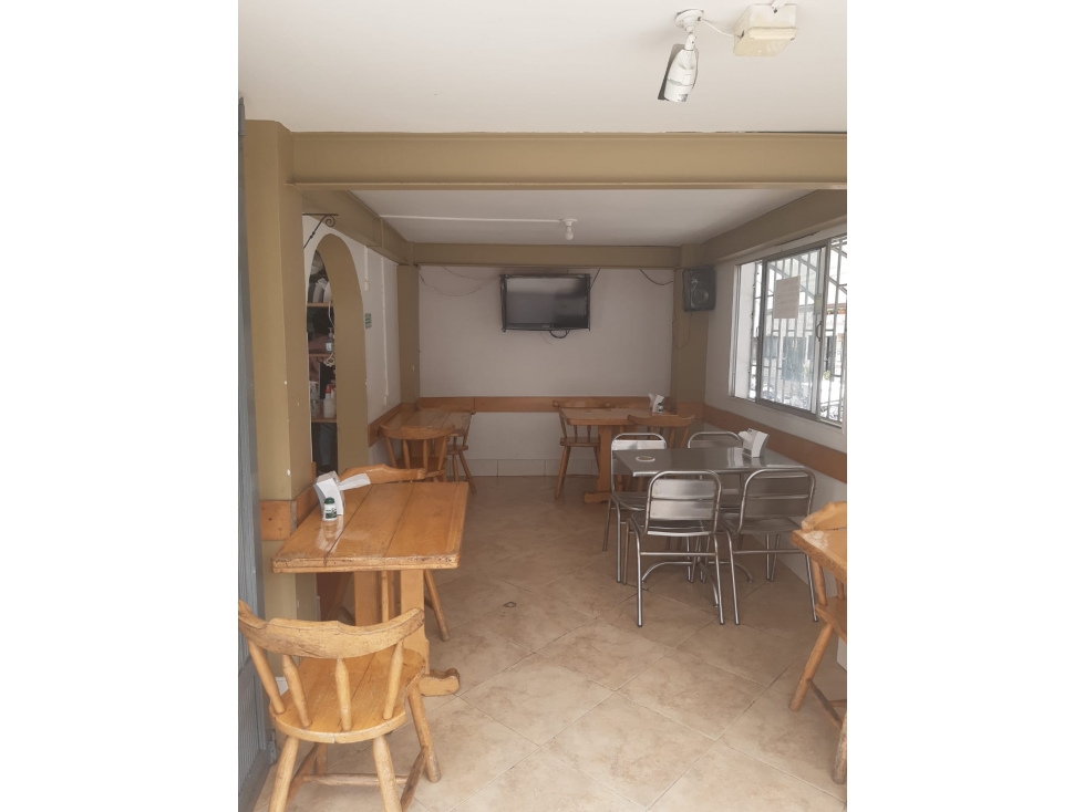 VENTA EDIFICIO CON LOCAL ESQUINERO EN PRADOS DE SABANETA - 4