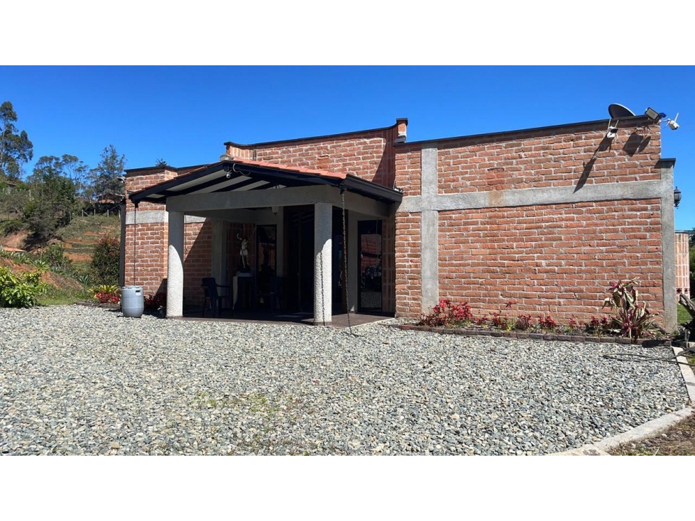 VENTA CASA CAMPESTRE EN GUARNE, SECTOR BELLAVISTA - 3