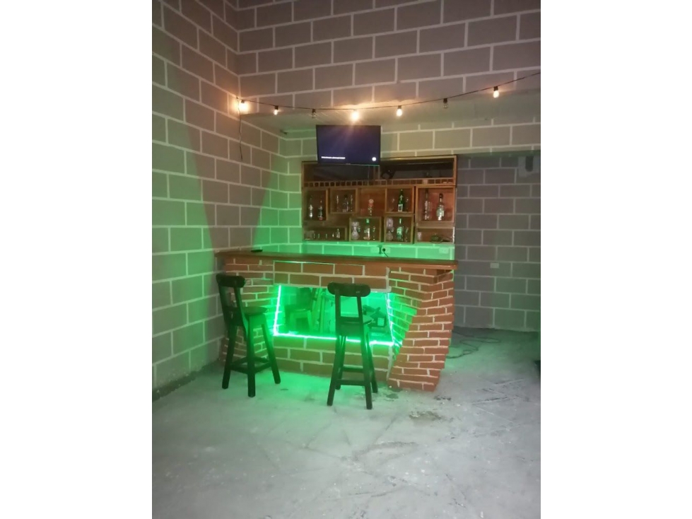 VENTA DE CASA-LOCAL EN JARDIN, ZONA CENTRO — foto 2