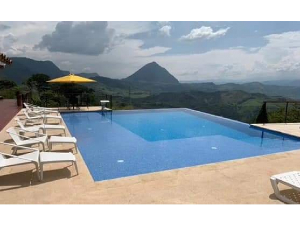 VENTA FINCA GANADERA EN VENECIA, SECTOR PALMICHAL - 1