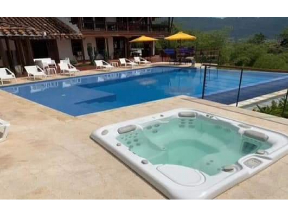 VENTA FINCA GANADERA EN VENECIA, SECTOR PALMICHAL - 4