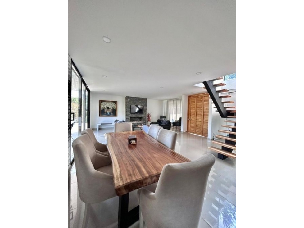 VENTA CASA CAMPESTRE EN ALTO DEL ESCOBERO, ENVIGADO