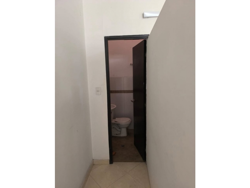 VENTA OFICINA EN SABANETA, CERCA A MAYORCA - 3