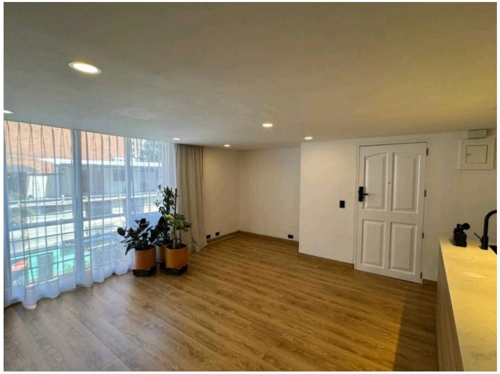 VENTA APARTAMENTO PRIMER PARQUE LAURELES, MEDELLIN — foto 2