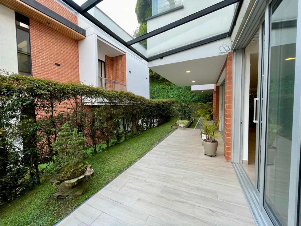 VENTA CASA EN SABANETA, COLINAS DE SAN REMO