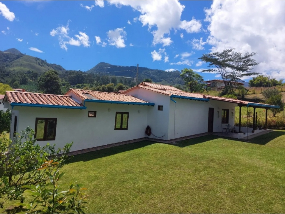 VENTA CASA CAMPESTRE EN JARDIN, SECTOR COMFENALCO - 4