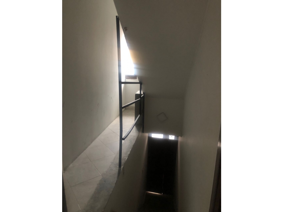 EDIFICIO EN ITAGUI, LA RAYA - 5