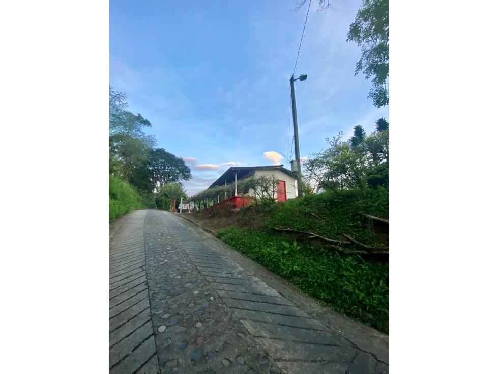 VENTA LOTE CON CABAÑA EN JARDIN, SECTOR SAN BARTOLO - 5