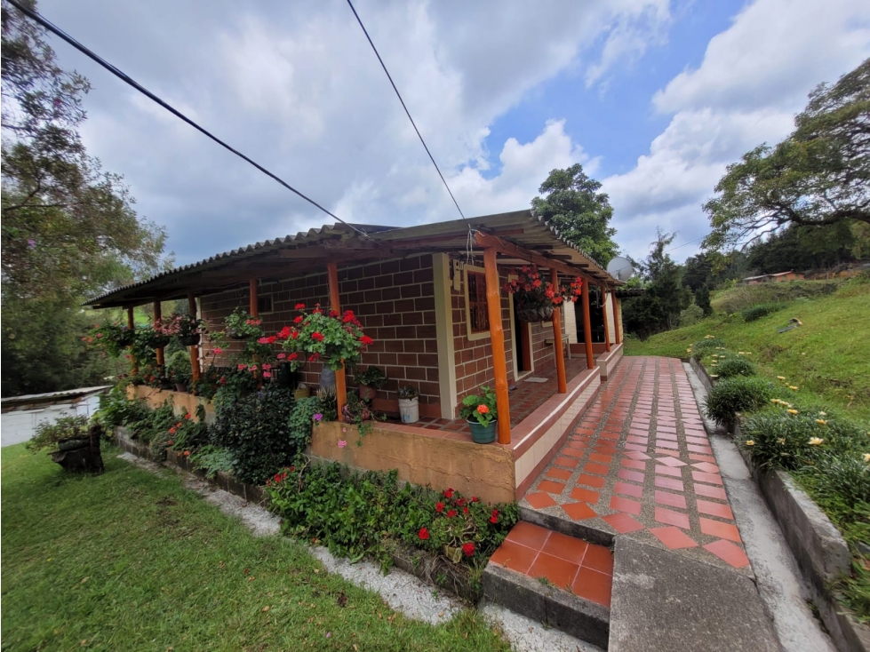 VENTA FINCA EN GUARNE, VEREDA SAN ISIDRO - 1