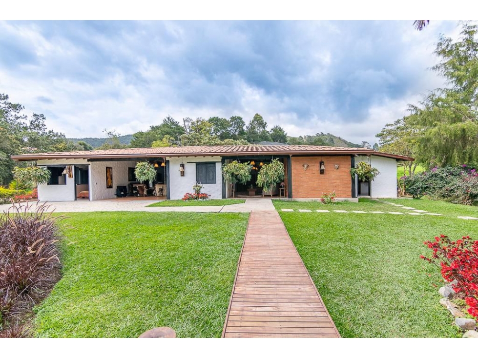 VENTA FINCA EN LA CEJA, SECTOR SAN NICOLAS - 1