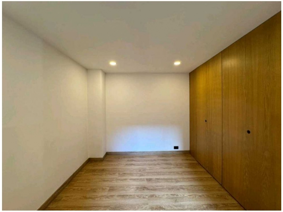 VENTA APARTAMENTO PRIMER PARQUE LAURELES, MEDELLIN — foto 6