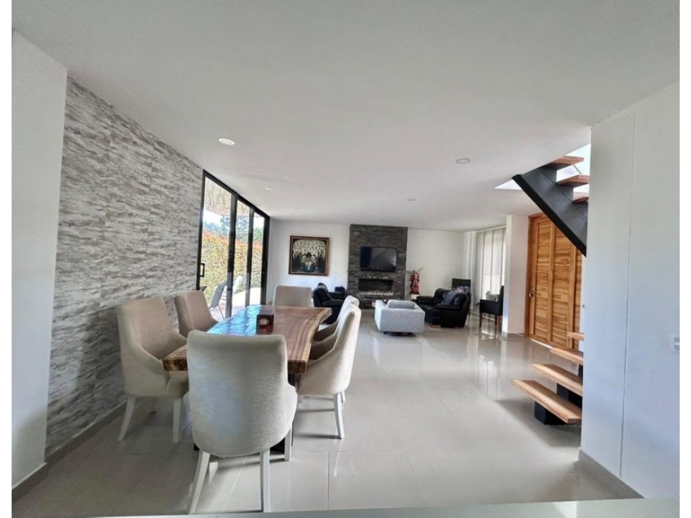 VENTA CASA CAMPESTRE EN ALTO DEL ESCOBERO, ENVIGADO — foto 2