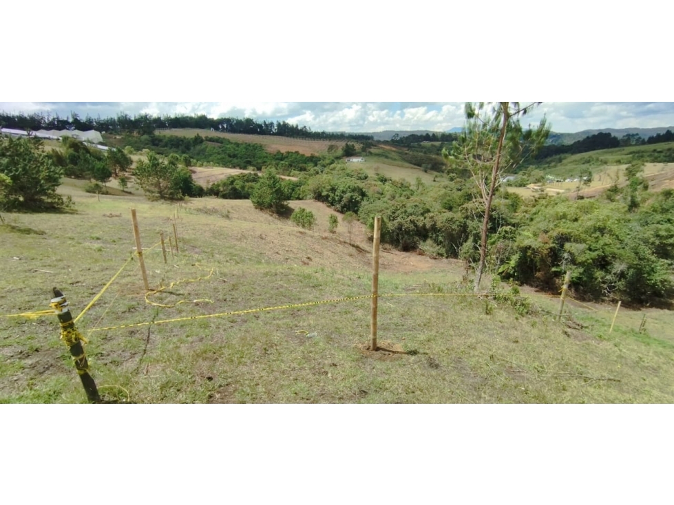 VENTA DE LOTE EN GUARNE, VEREDA PIEDRAS BLANCAS — foto 5
