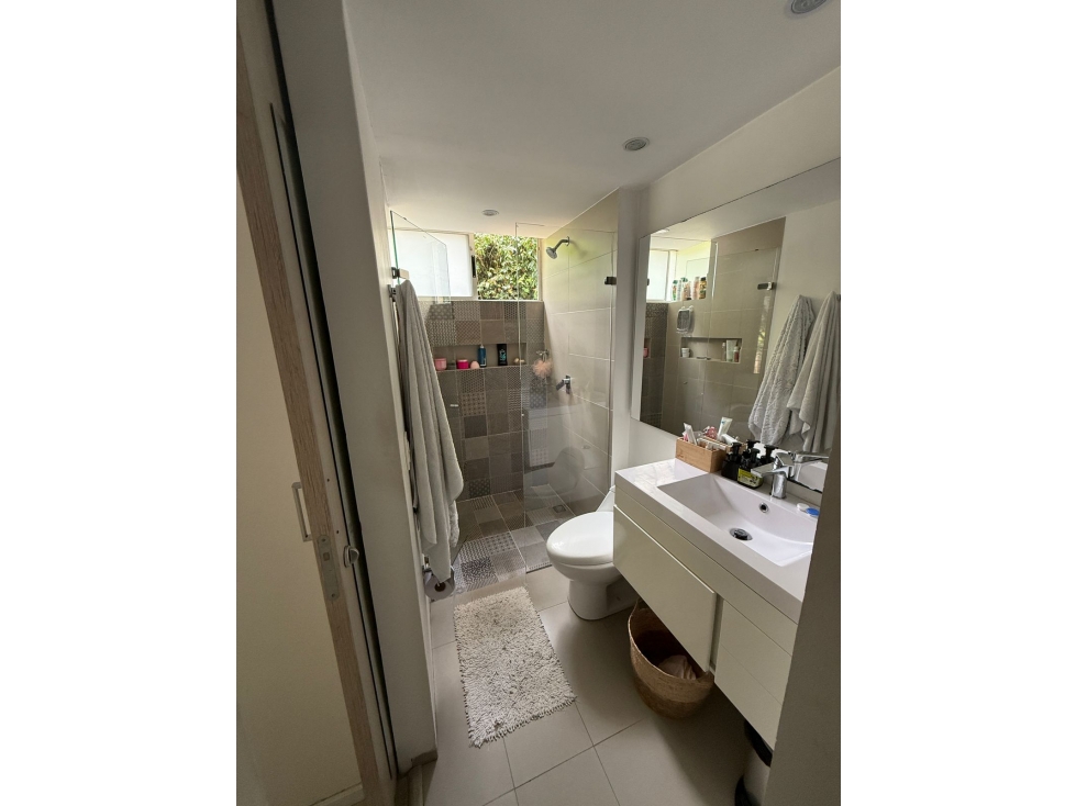 VENTA APARTAMENTO EN EL POBLADO, ED PUENTE MADERO, MEDELLIN — foto 5