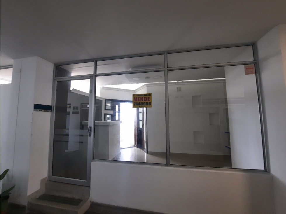 LOCAL AV BOLIVAR C- C/CIAL BALEARES CALLE 1 ARMENIA Q — foto 3