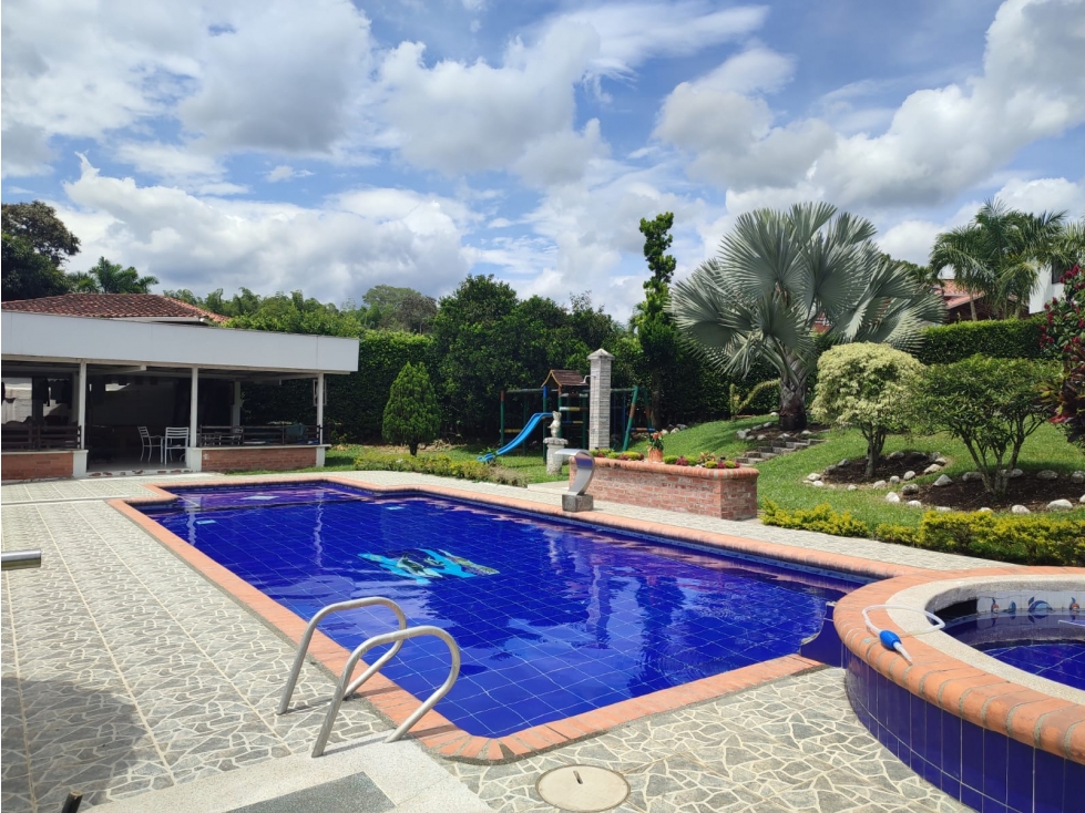 Se Vende Casa Campestre en Combia - Pereira